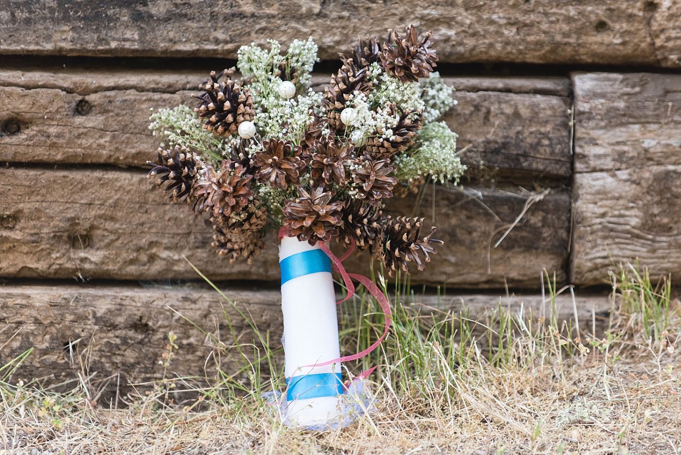 shaver lake village hotel California destination wedding bouquet