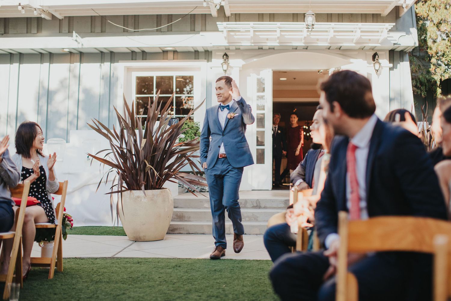 groom entering ceremony at verandas manhattan beach
