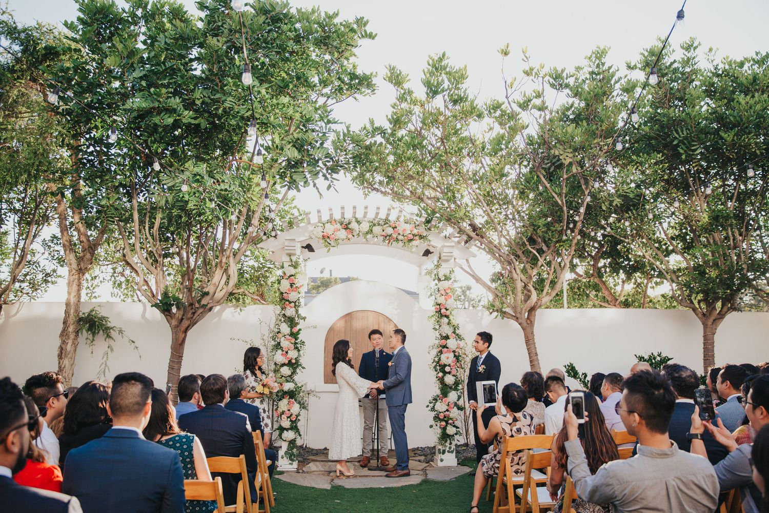 wedding ceremony at verandas manhattan beach