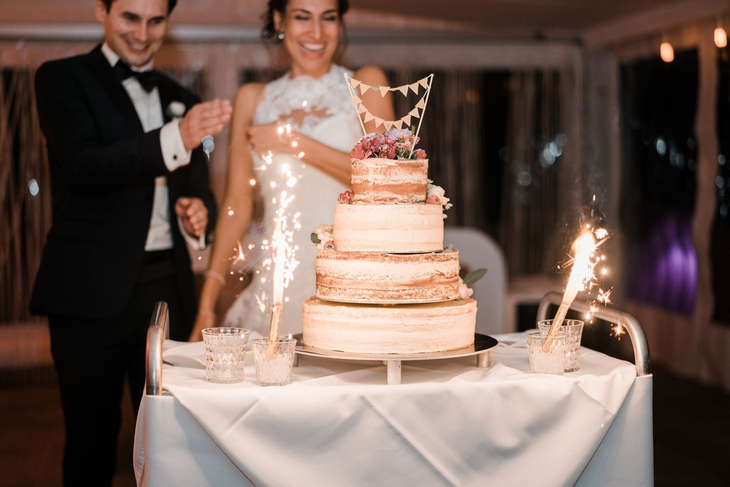 Hochzeitsfotograf Hochzeitstanz Hoher Darsberg Feuerwerk herrundfrauk