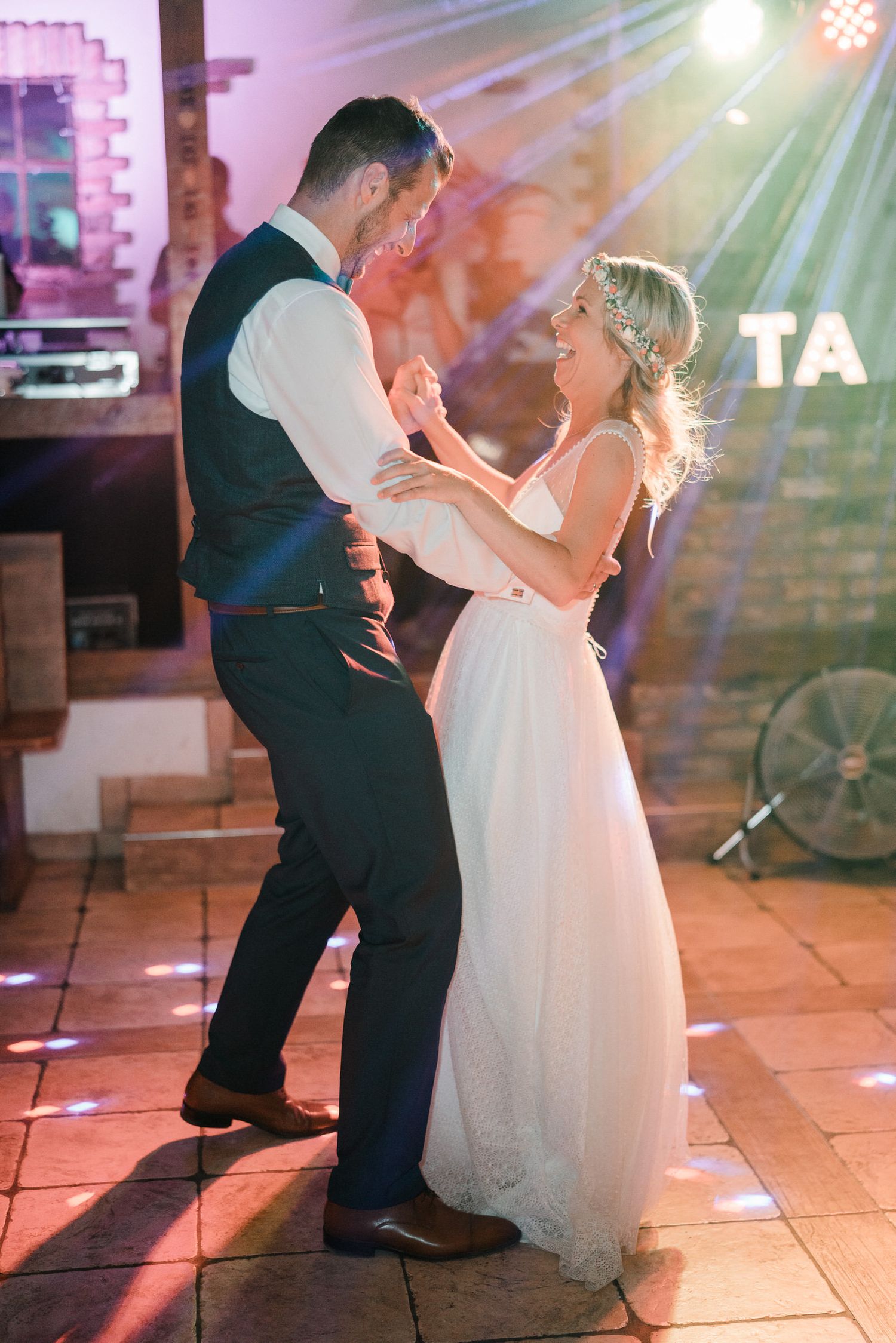 Hochzeitsfotograf Hochzeitstanz Der Berghof herrundfrauk Westerwald