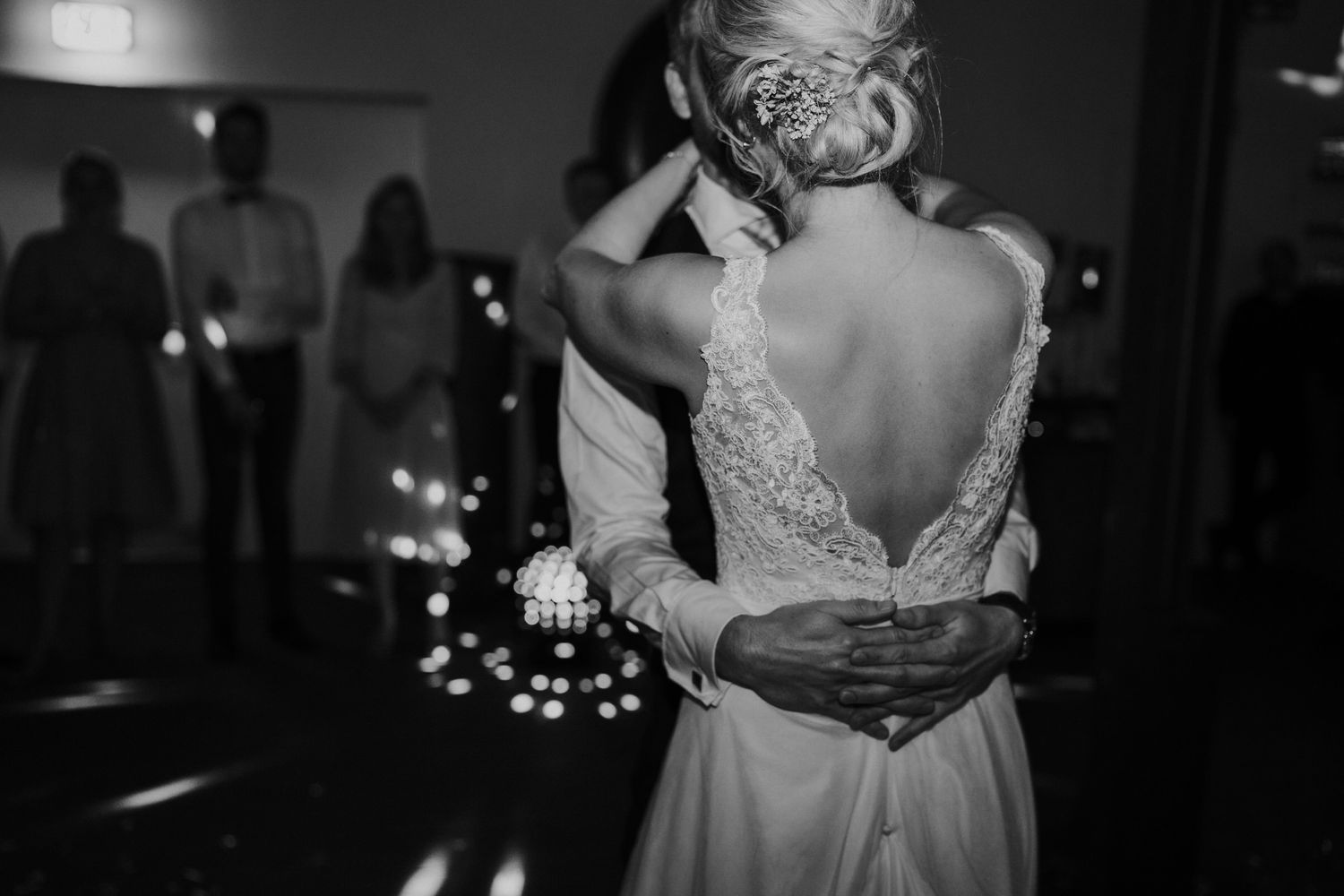 Hochzeitsfotograf Hochzeitstanz Auermühle Ratingen herrundfrauk