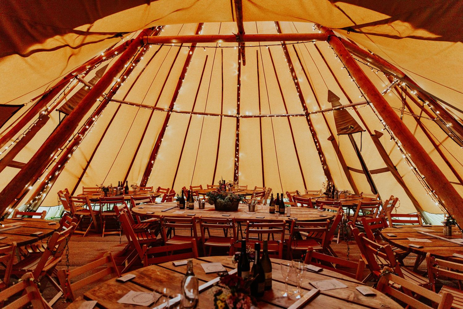 Tipi wedding in Somerset , Tithe Barn wedding in Pilton, wedding photographer in somerset