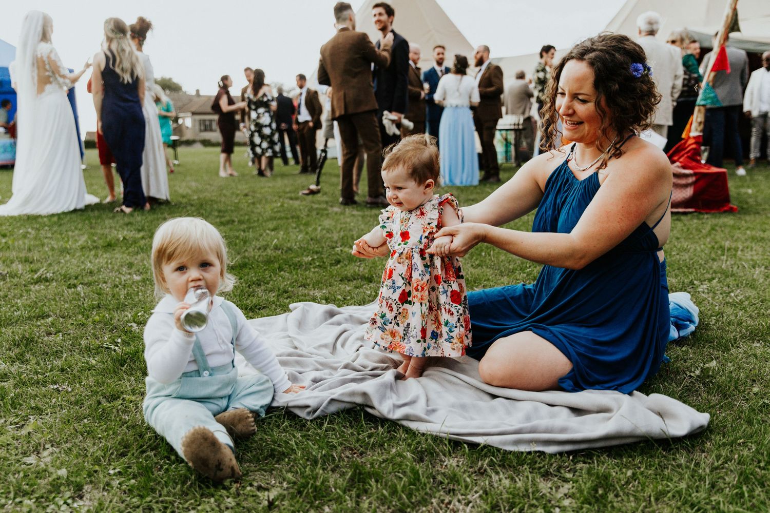 Tipi wedding in Somerset , Tithe Barn wedding in Pilton, wedding photographer in somerset