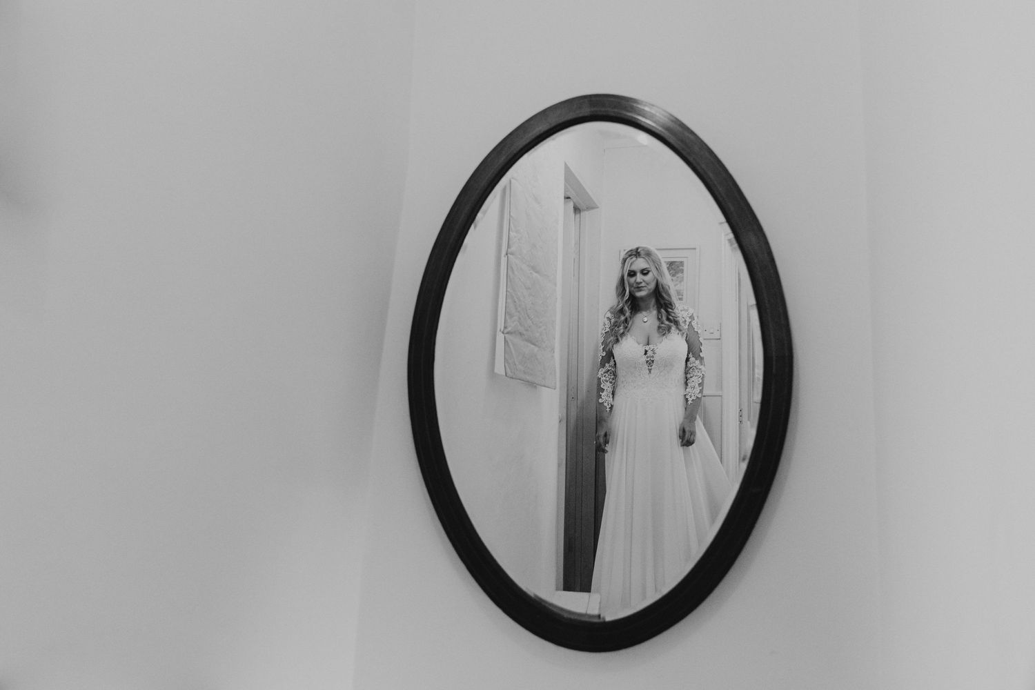 Tipi wedding in Somerset , Tithe Barn wedding in Pilton, wedding photographer in somerset