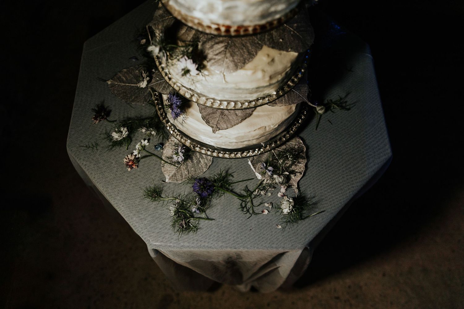 Tipi wedding in Somerset , Tithe Barn wedding in Pilton, wedding photographer in somerset