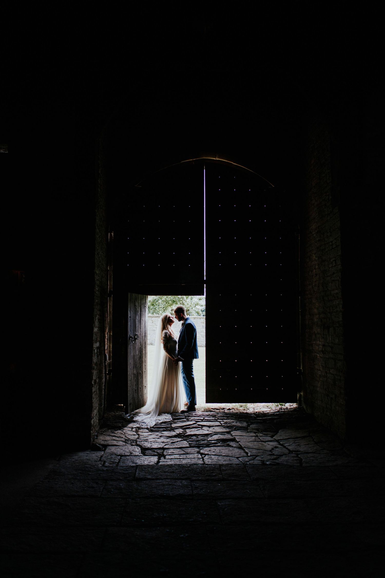 Tipi wedding in Somerset , Tithe Barn wedding in Pilton, wedding photographer in somerset