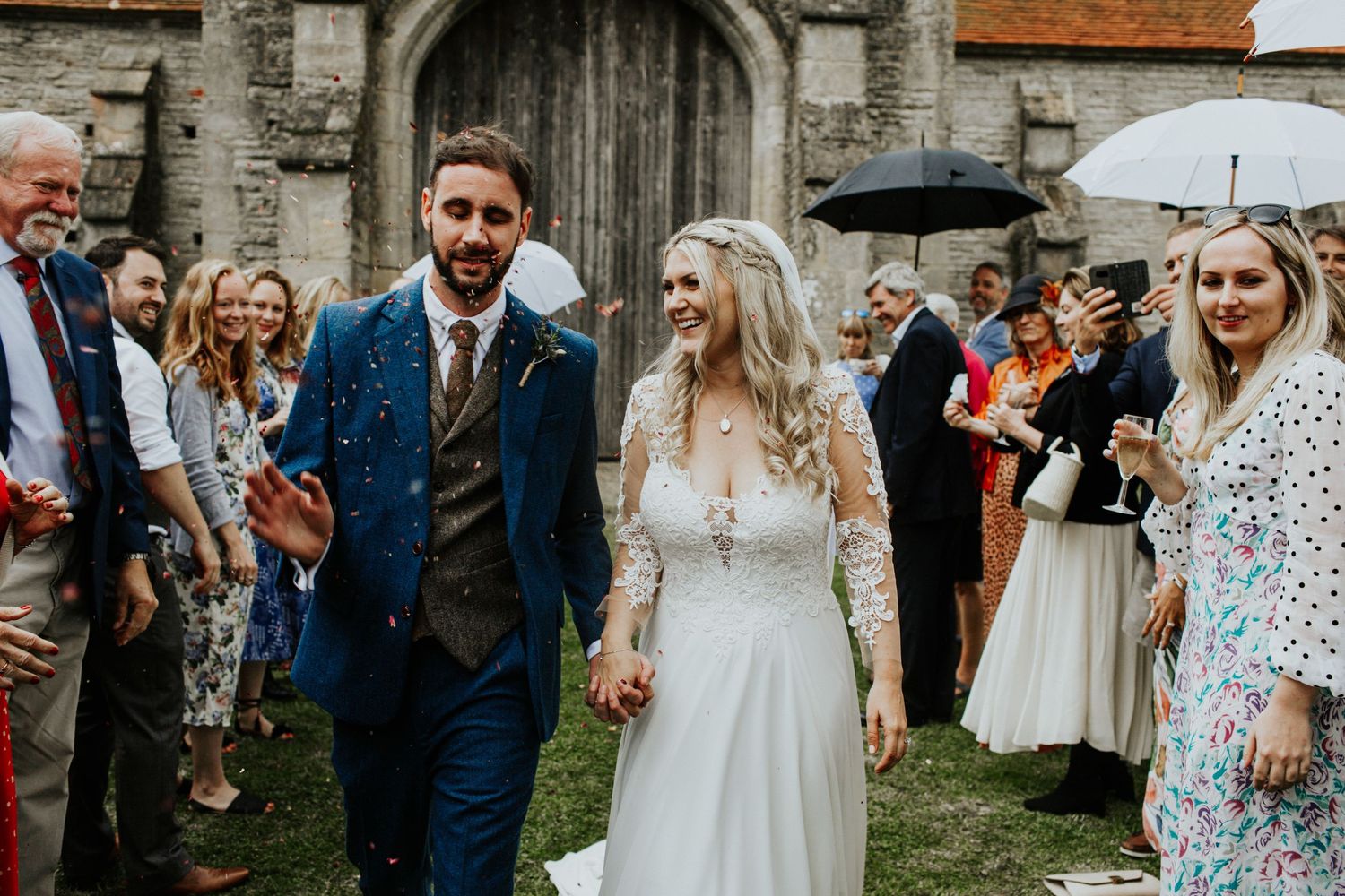 Tipi wedding in Somerset , Tithe Barn wedding in Pilton, wedding photographer in somerset