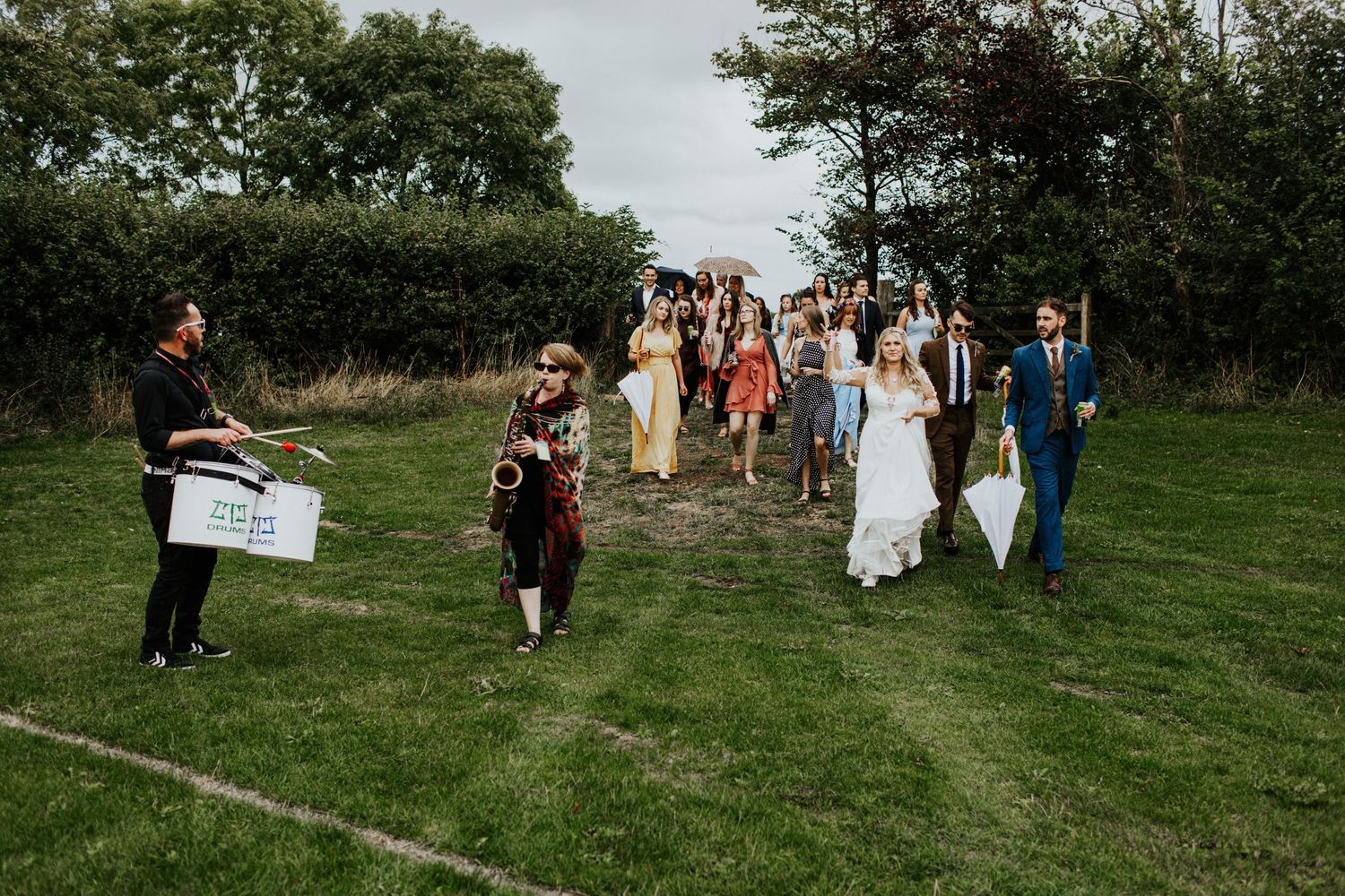 Tipi wedding in Somerset , Tithe Barn wedding in Pilton, wedding photographer in somerset