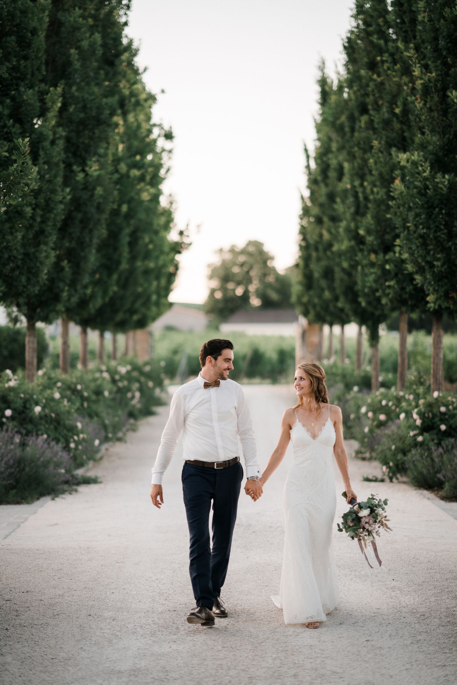 Hochzeitsbilder Hochzeitsfotograf Paarshooting Hochzeit herrundfrauk Weingut am Nil