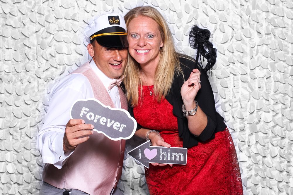 Love at at Gigglebox Photo Booth