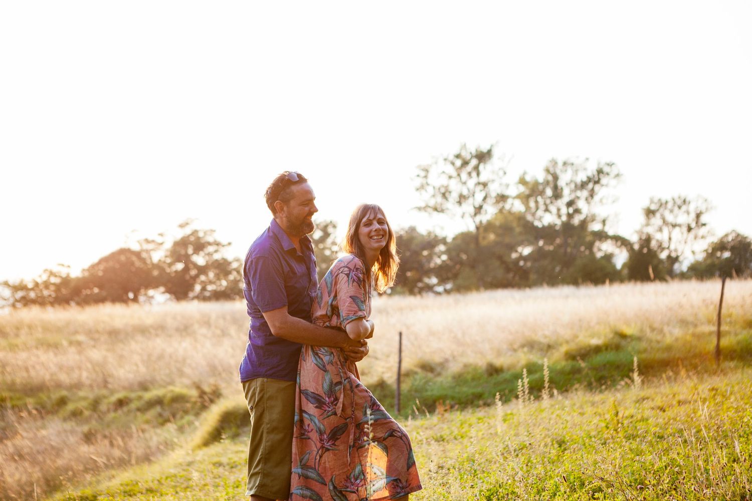 engagement session at sunset in Tuscany by destination wedding photographer Elizabeth Armitage