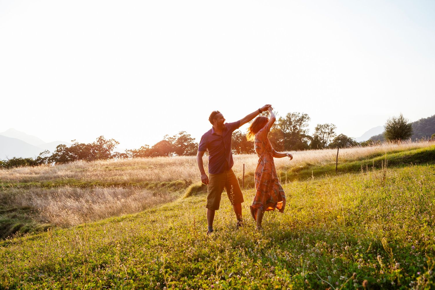 engagement session at sunset in Tuscany by destination wedding photographer Elizabeth Armitage