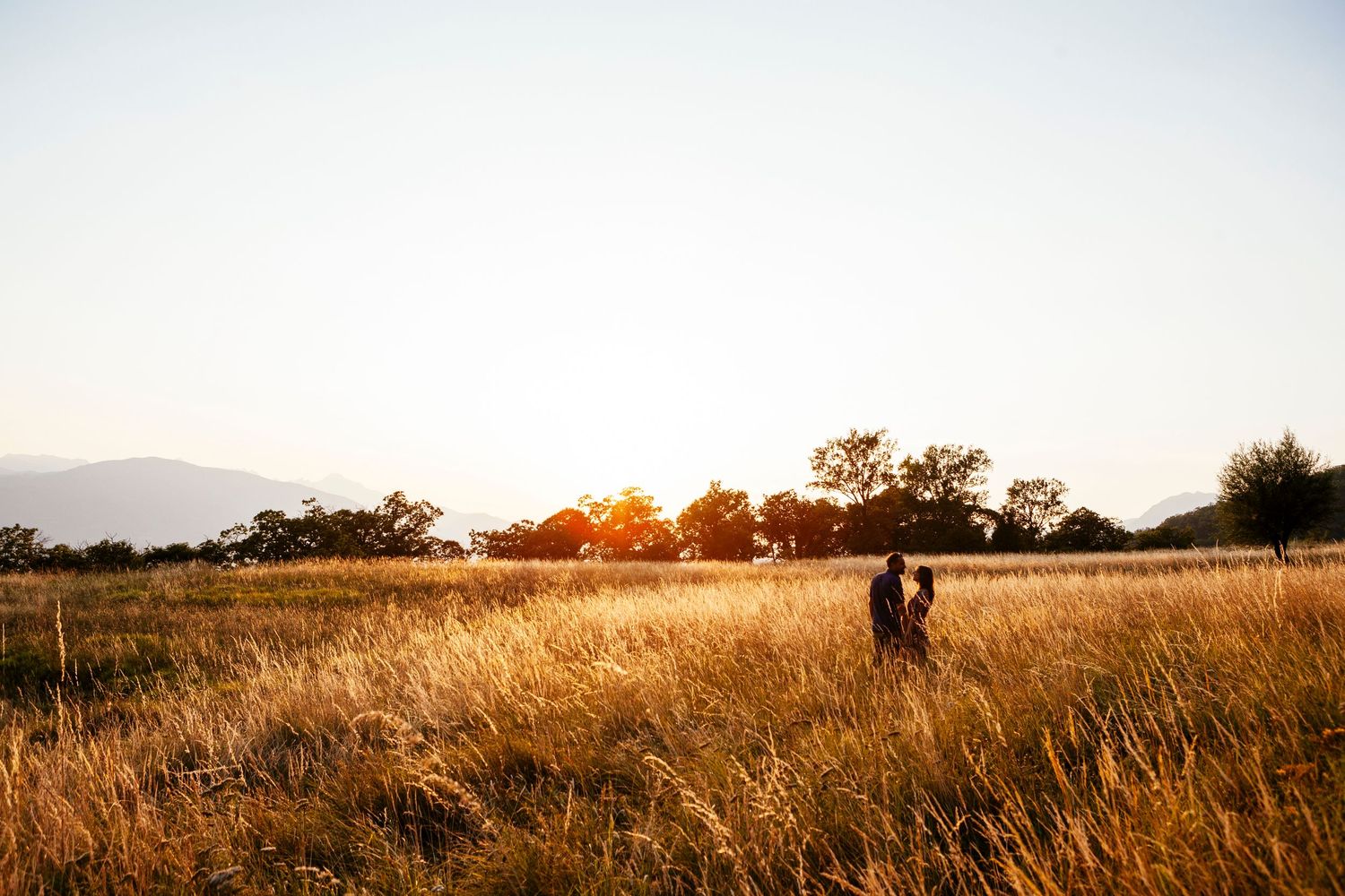 adventure session engagement photography in Northern Tuscany by wedding photographer Elizabeth Armitage