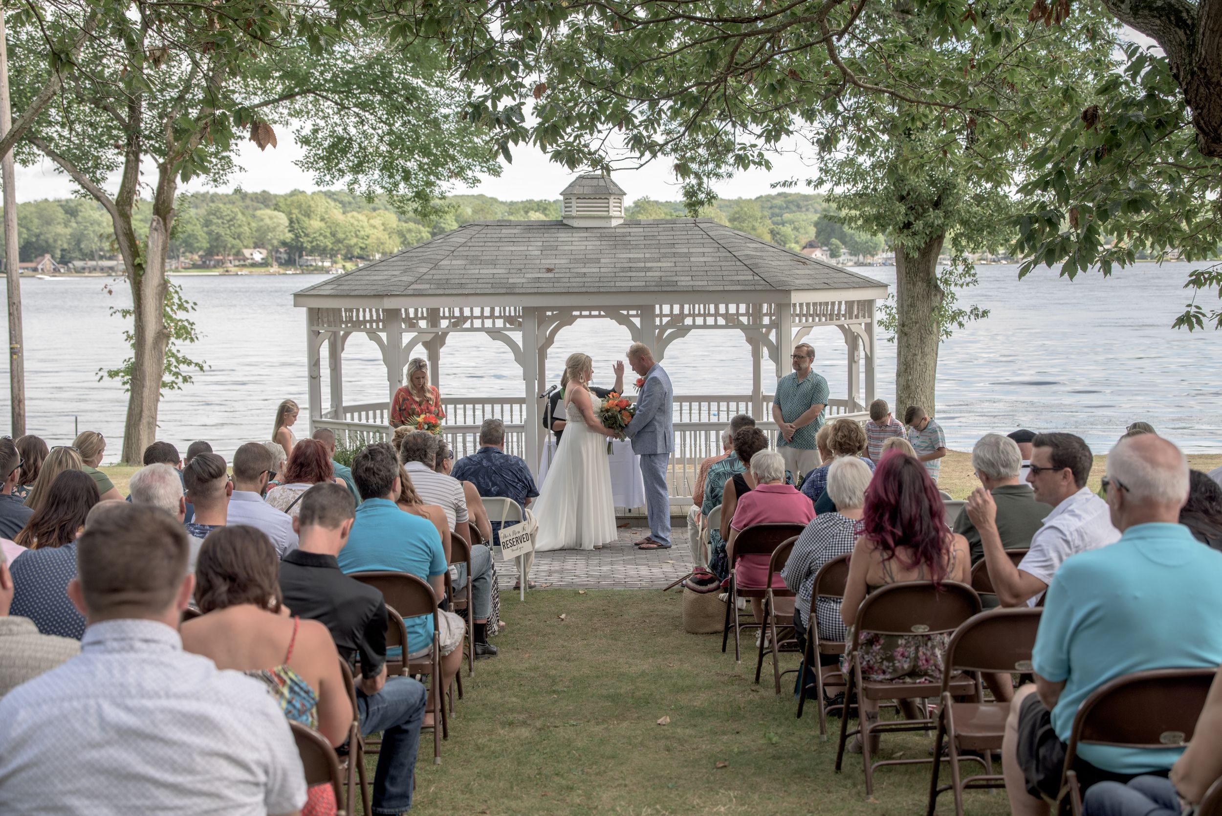 wedding, Tudor House on Portage Lakes, Ohio
