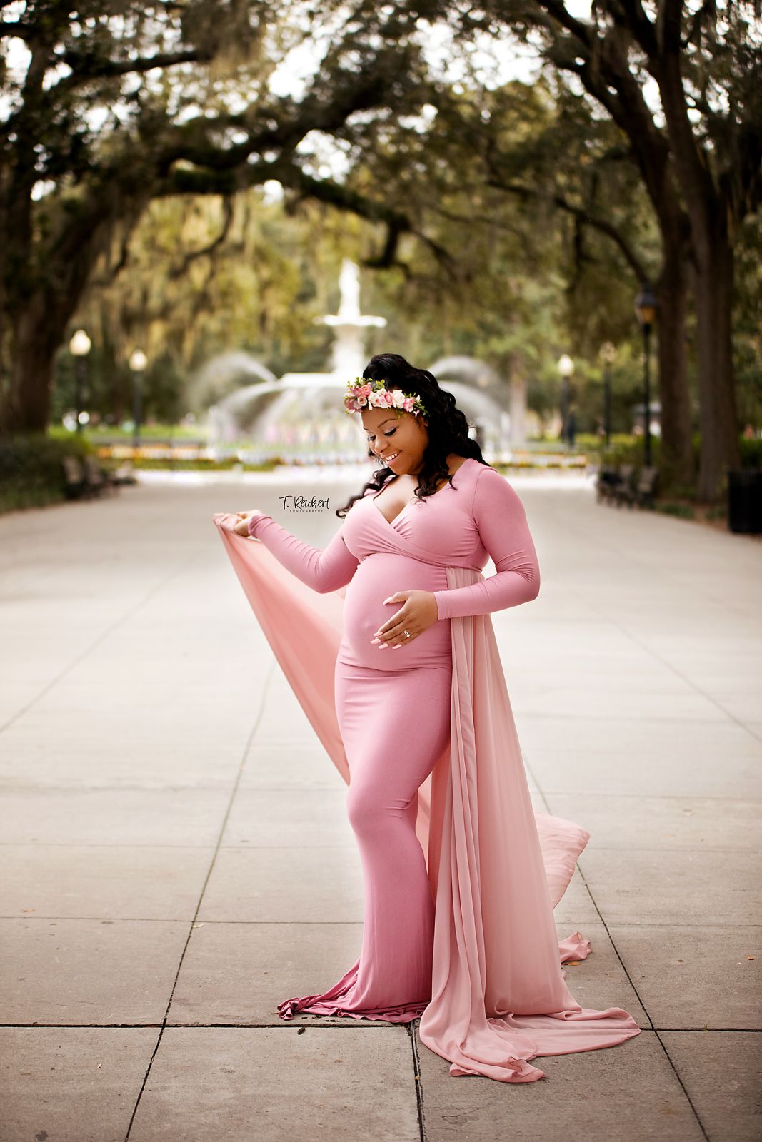 savannah maternity photographer