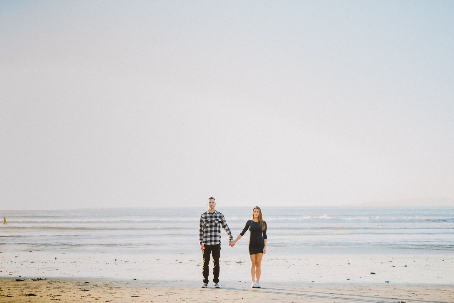 engagement photo in front of pacific ocean palos verdes
