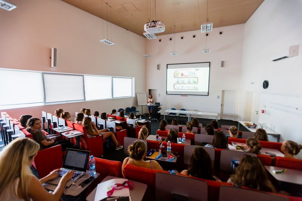 czechitas letni skola evka neuman evenue zeny do it