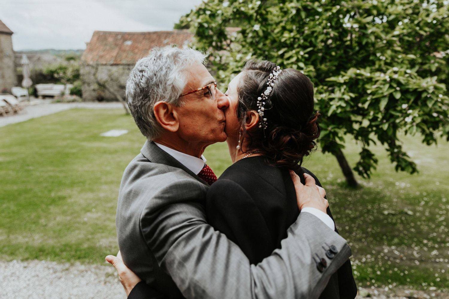 court farm wedding