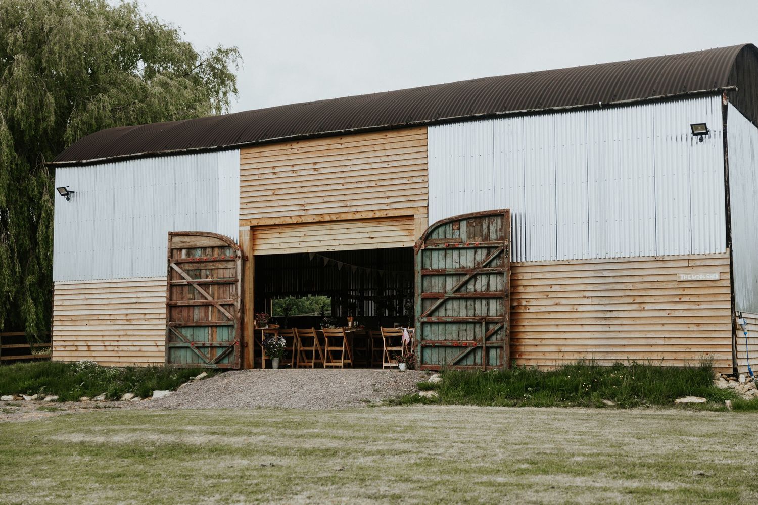 court farm wedding