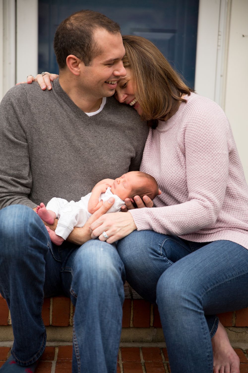 Parenting in Maryland - Newborn Lifestyle session photography - DANIE Photography