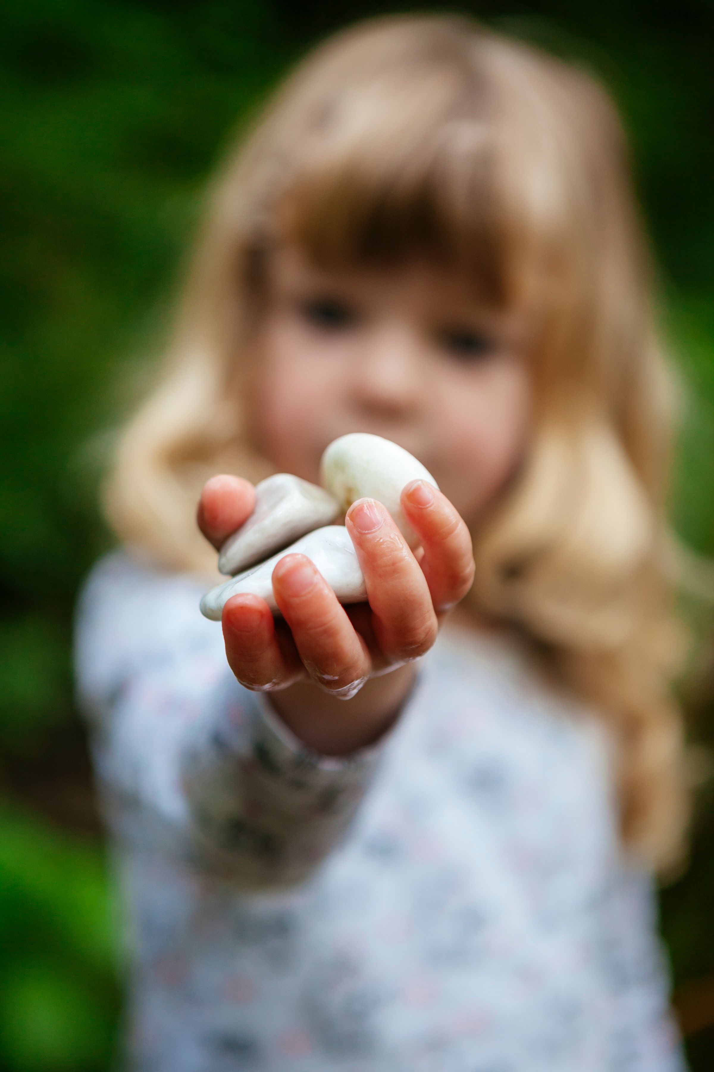 creative child portraiture in Tuscany Italy