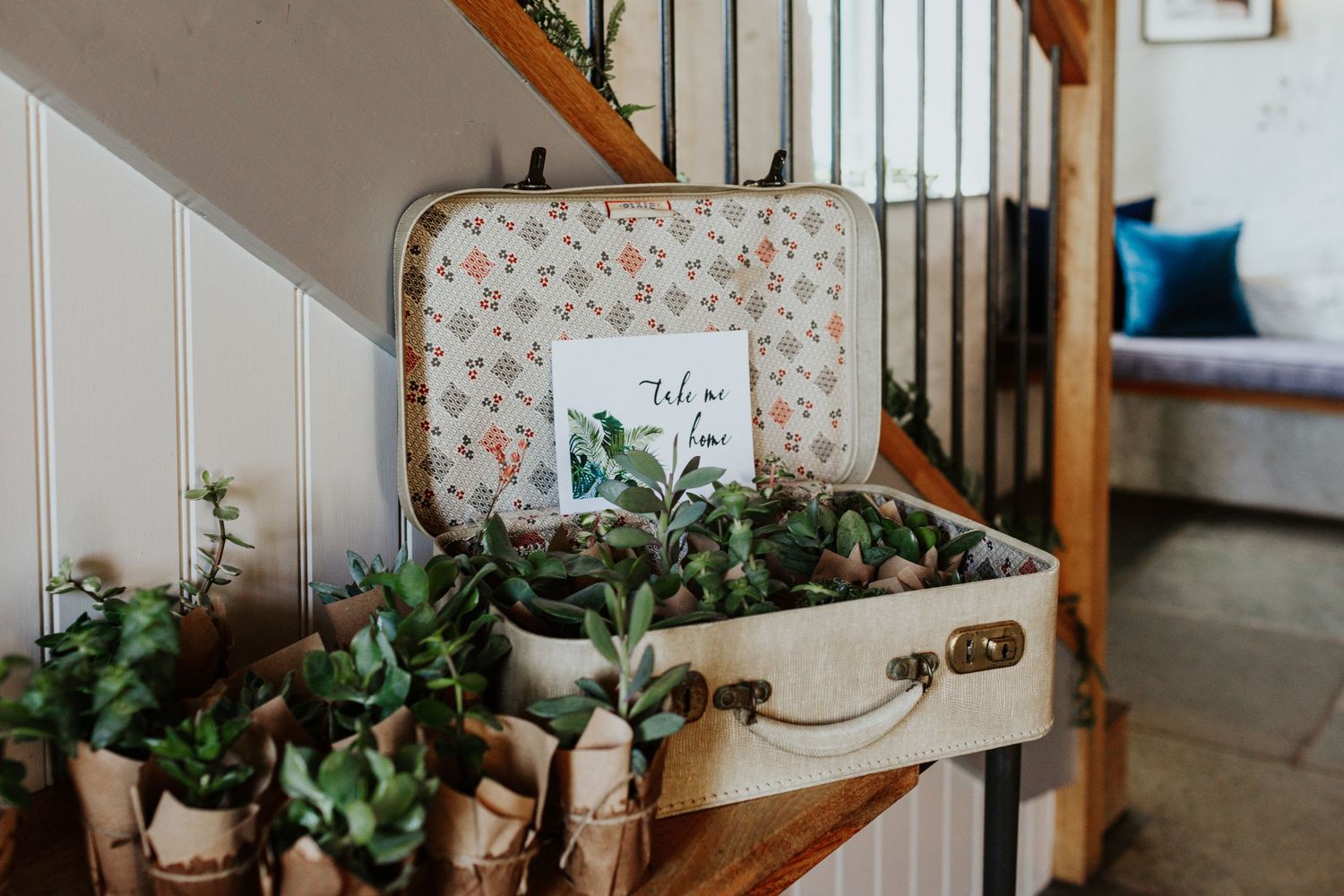 DIY creative wedding decor