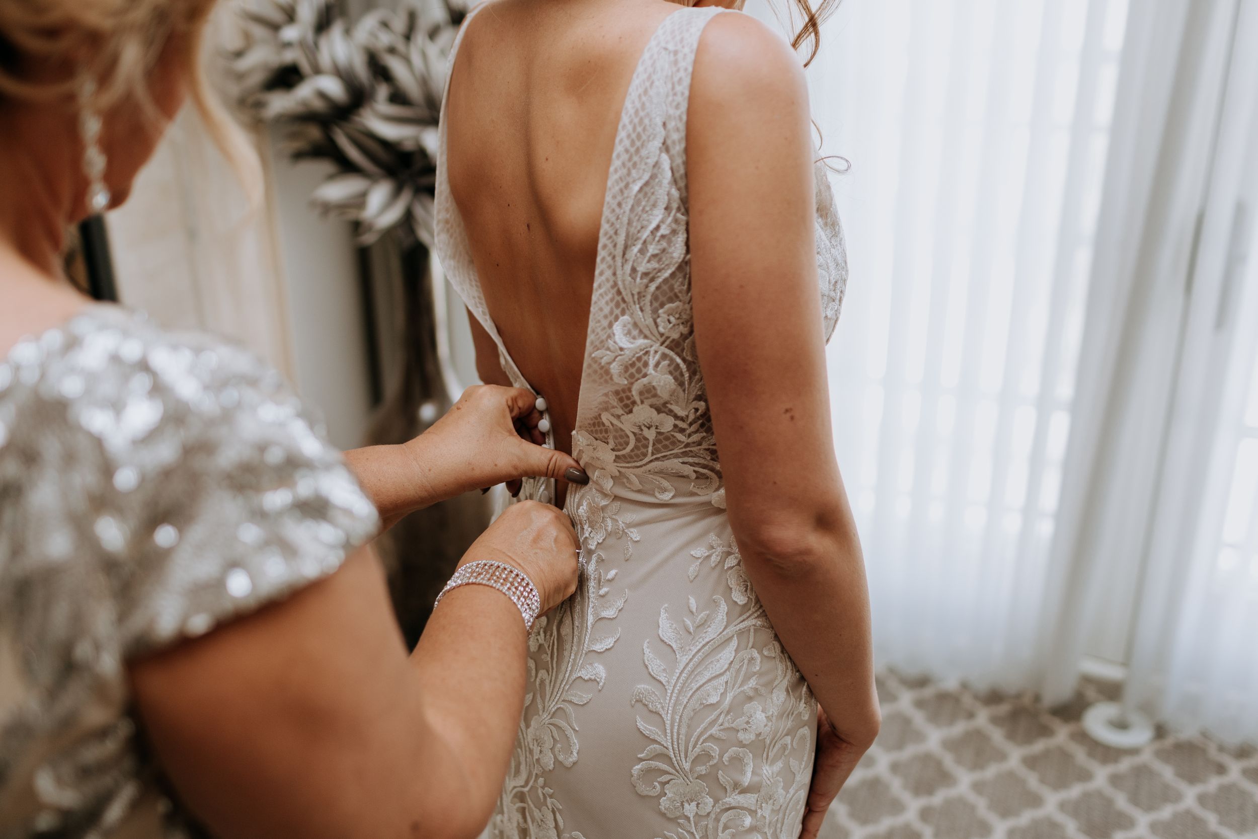 Calgary Wedding Photographer