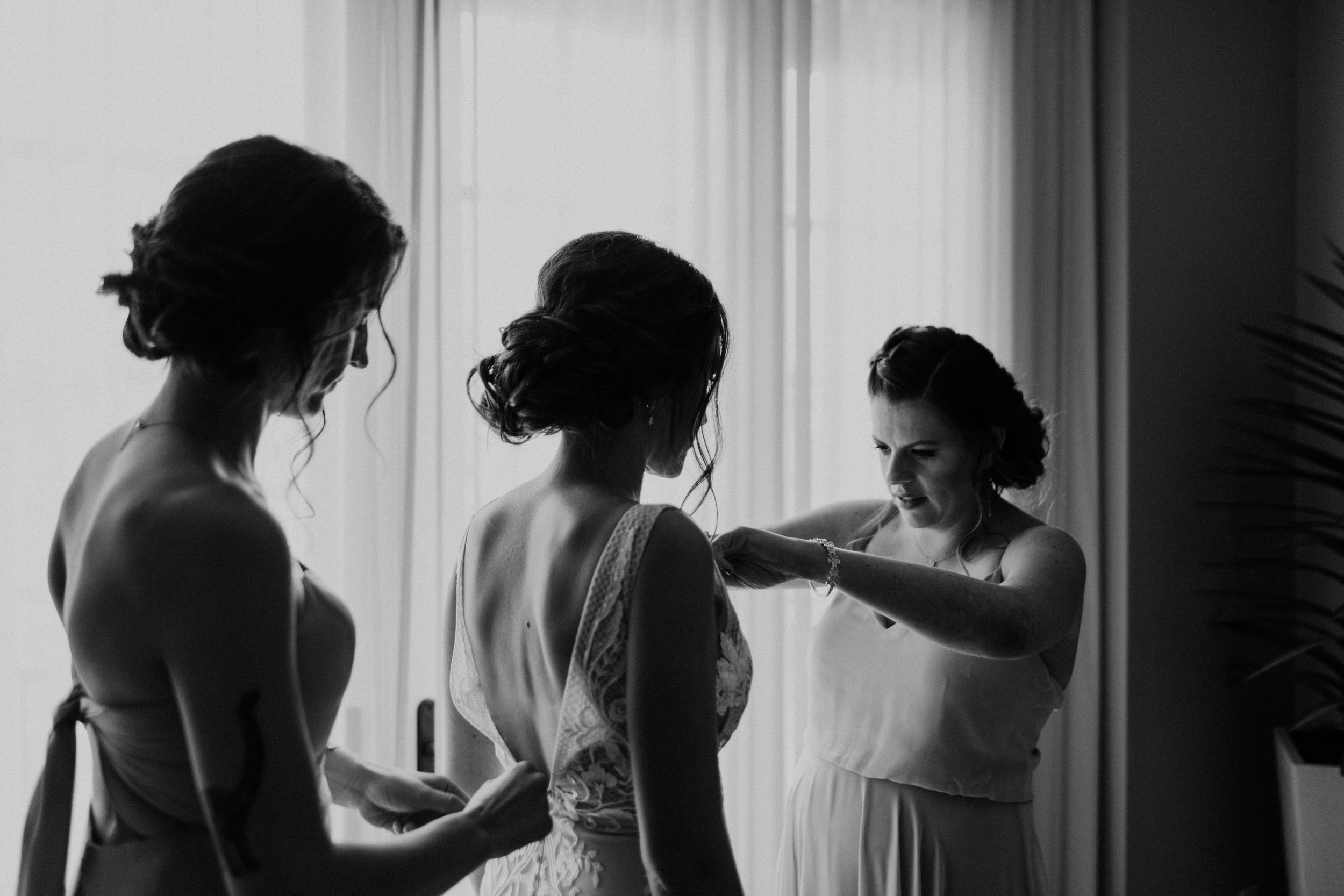 Calgary Wedding Photographer